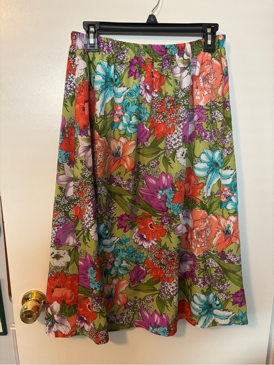 Nikki Dresses & Skirts - Cottagecore Fairycore Whimsical Floral A-Line Midi Skirt Large